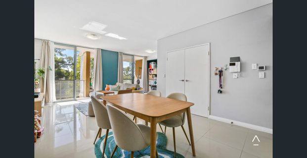 Light-Filled Two-Bedroom Apartment with Balcony & Secure Parking - Photo 1