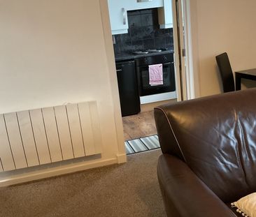 1 Bed Flat, Mount Street, AB25 - Photo 5