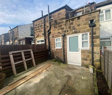 2 bedroom House To Let - Photo 3