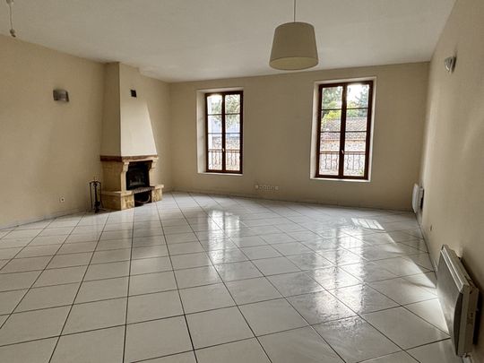 Location Appartement 3 pièces 79m² LAMBESC 13410 - Photo 1