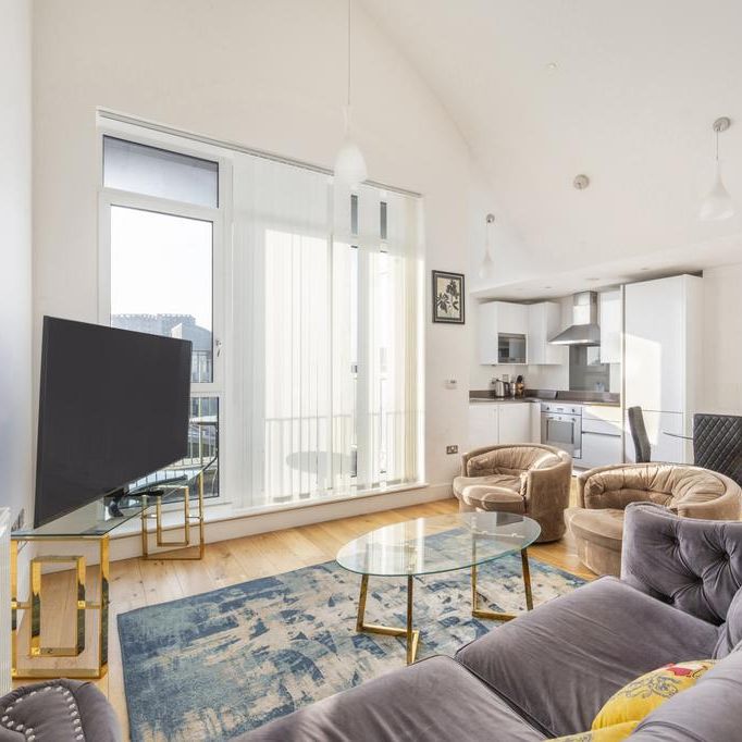 2 bedroom flat to rent - Photo 1