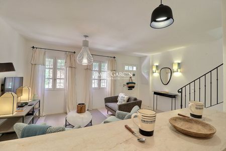 Appartement à la location - Saint-Tropez - Centre du village - Photo 3