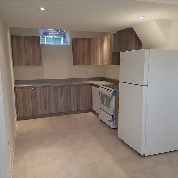 For Lease - 73 Broughton Terrace, Bradford West Gwillimbury, Ontario - Photo 1