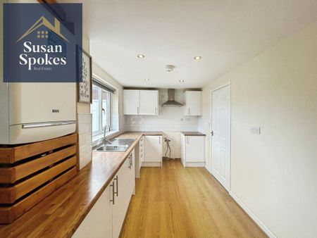3 bedroom terraced house to rent - Photo 5