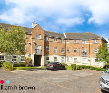 Carew Close, Grays, Chafford Hundred - Photo 6