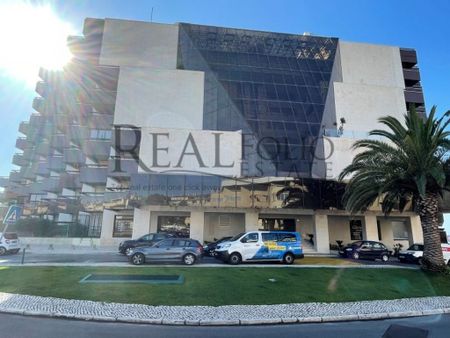 2 room luxury Flat for rent in Guia (Cascais), Cascais, Lisbon - Photo 5