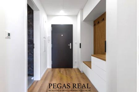 Pronájem luxusního bytu 2KK / 60 m - Photo 3