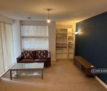 1 bedroom flat to rent - Photo 2