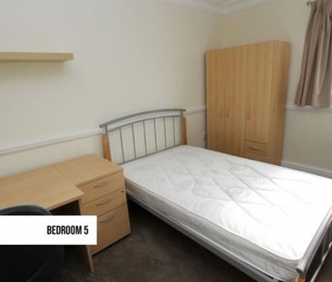 5 bedroom terraced house to rent - Photo 2