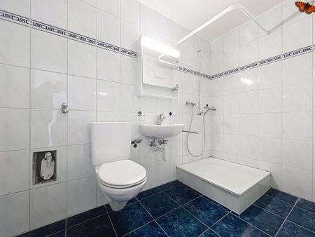 4½ ROOMS – With a terrace - Photo 5