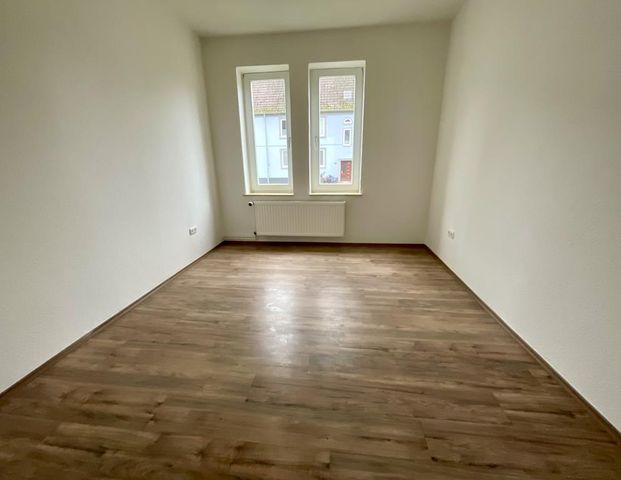 3-Zimmer Wohnung im Erdgeschoss mit Badewanne in Fedderwardergroden! - Photo 1