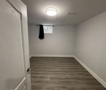 For Lease - 248 Felan Avenue Unit# Basement, Oakville, Ontario - Photo 1