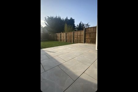 Room in a Shared House, Ardfillan Road, SE6 - Photo 4