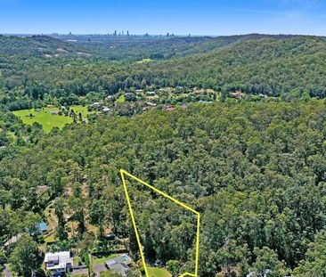 PRIVATE HOME IN BUSH SETTING - Photo 3