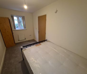 4 bedroom townhouse to rent - Photo 5