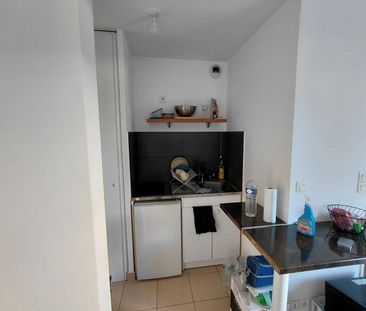 Location Appartement 1 pièce 23m² - Photo 3