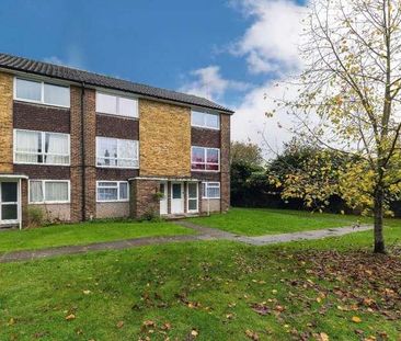 Cotswold Court, Horsham, RH13 - Photo 2