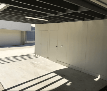 2B1B Boutique Lane, Cranbourne West, Vic 3977 - Photo 1