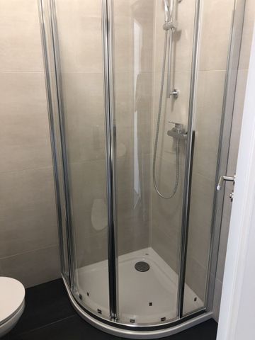 Pronájem bytu 1+kk • 28 m² bez realitkyOmská, Praha - Vršovice - Photo 2
