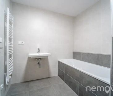 Byt 2+KK se 2 balkony a garážovým stáním - Fotografie 6