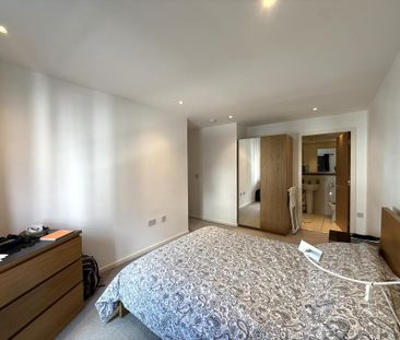 2 bedroom flat to rent - Photo 6