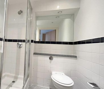 Studio to rent - Photo 6