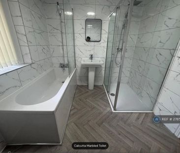 1 bedroom in a house share to rent - Photo 4