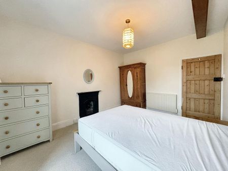 3 bedroom terraced house to rent - Photo 3