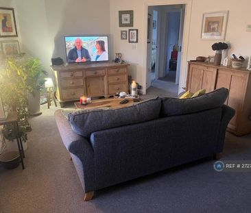 2 bedroom maisonette to rent - Photo 4