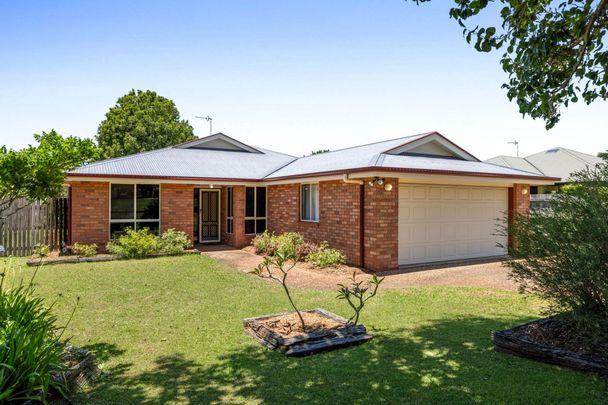 Renovated Spacious Modern Family Home in Great Location - Photo 1