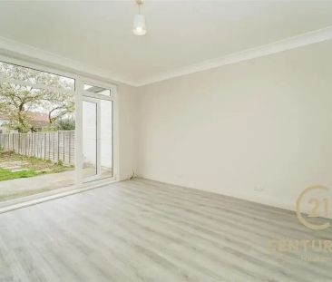 5 bedroom semi-detached house to rent - Photo 1