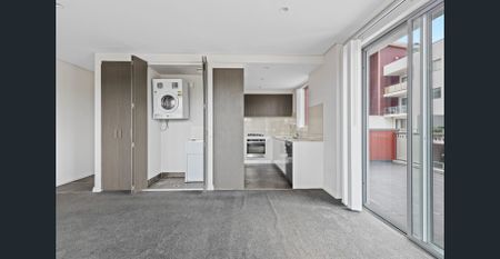 MODERN AND SPACIOUS TWO BEDROOM UNIT, WITH OVERSIZED BALCONY IN A PRIME LOCATION ! - Photo 4