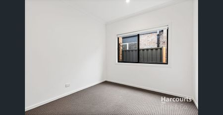 Spacious 4-Bedroom Home with Modern Features in Wollert - Photo 3