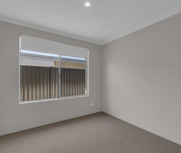 Looking for a New Family Home in Baldivis - Photo 3