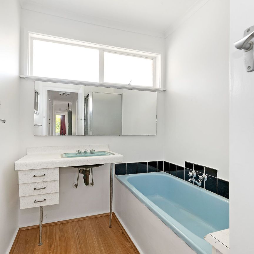 57 Shandon Street, Mornington. - Photo 1