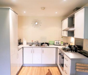2 bedroom semi-detached house to rent - Photo 6
