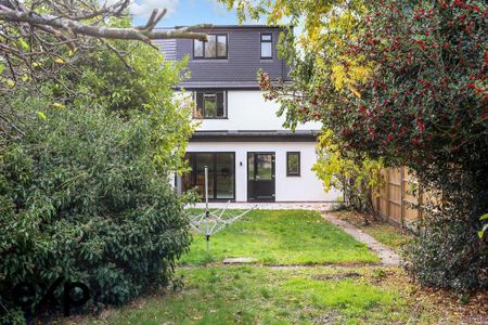 1 bedroom house of multiple occupation to rent - Photo 4