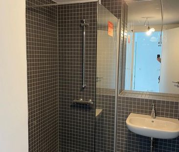 Moderne 1,5-Zimmer-Wohnung mit Balkon & Aufzug in Berlin-Treptow - Foto 1