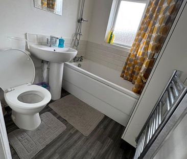 Room in a Shared House, Meyrick Avenue, LU1 - Photo 5