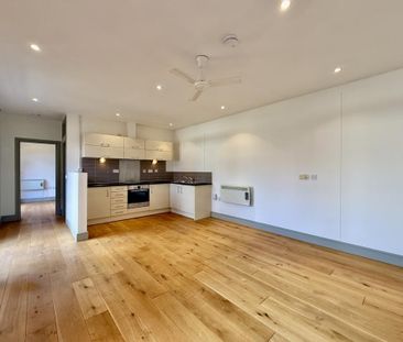1 bedroom barn conversion to rent - Photo 2
