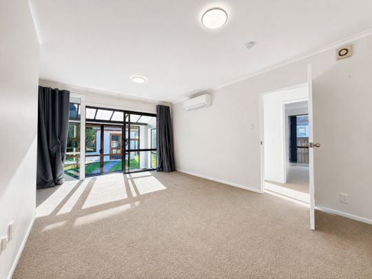 2 Resolution Place, Bryndwr - Photo 1