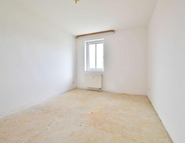 Großzügige 3-Raum-Wohnung in Schloßchemnitz – Aufzug, Tiefgarage, Einbauküche und mit Balkon - Foto 1