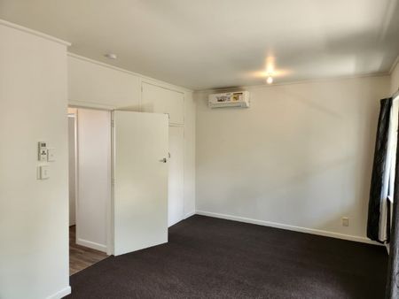 Step inside this beautifully recently renovated one-bedroom unit featuring new carpet, fresh paint, and new vinyl flooring throughout. - Photo 5