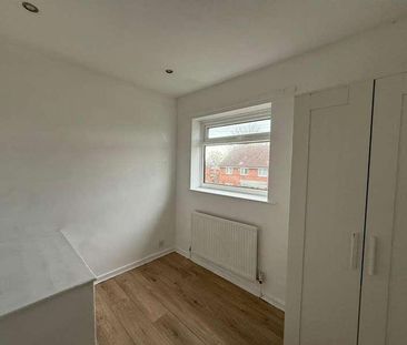 Barchester Avenue, Bolton, BL2 - Photo 4