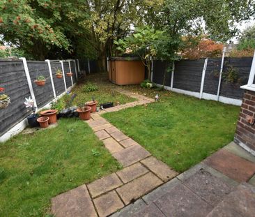 Cherry Drive, Swinton, Manchester - Photo 3