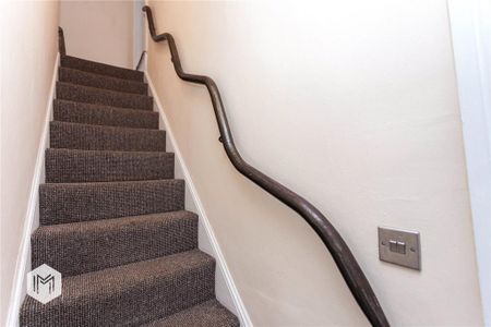 2 bedroom terraced house to rent - Photo 4
