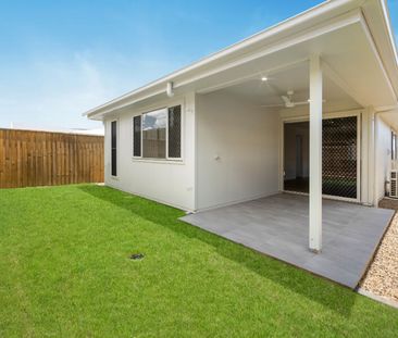 Brand New Modern Family Home with Ducted AC and Two Living Areas - Photo 5