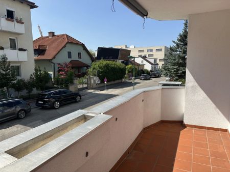 Sonnige, helle 3 Zimmer Wohnung mit 2 Loggien, inkl. Küche- Nähe Bahnhof Mödling und dem Krankenhaus - Photo 3