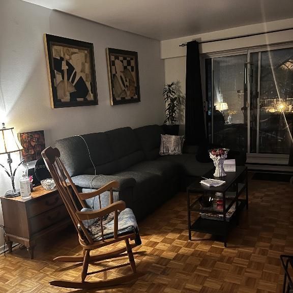 4 1/2 à louer - Photo 1