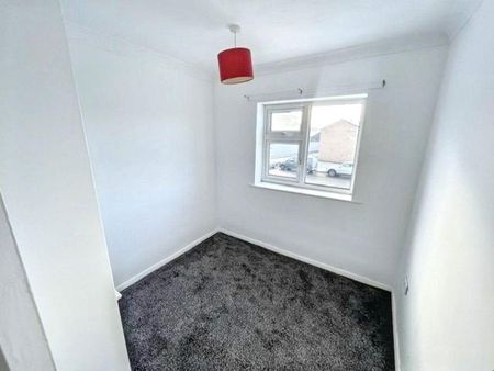 Neasham Avenue, Billingham, Billingham, Durham, TS23 3NX - Photo 4